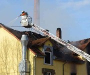 Tragedia in Germania - sette morti in un incendio, sei sono bambini