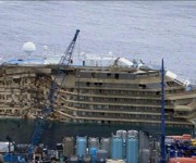 Costa Concordia raddrizzata 17 settembre 2013