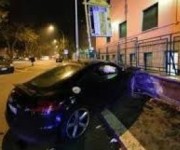 Auto pirata sbanda sulla Palmiro Togliatti