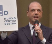 Ncd - Alfano presenta simbolo ''scelto il quadrato - Capezzone, ''sembra F24''