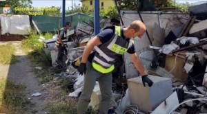 4B5B00EE-789B-45C8-92D9-D73B955947CA