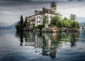 BA600F8D-4B3F-4FDB-AFA3-7D27D9D74A18