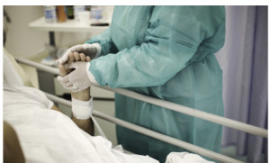 03F51CAA-5690-4A5B-A18F-9AB5F18C7111