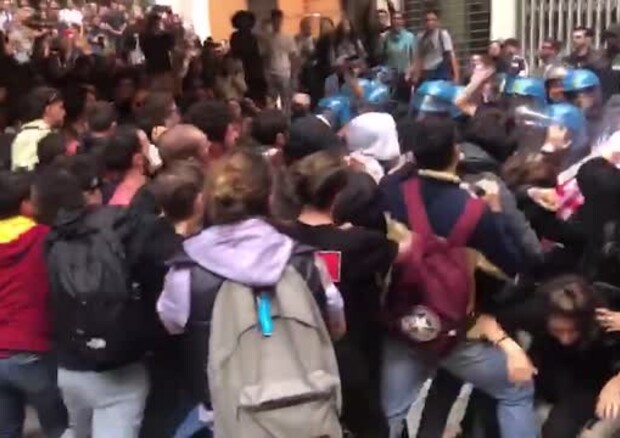 Scontri alla Sapienza