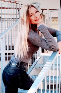 F0B81C8C-4340-4D1E-821B-FCF0E47F1DEB