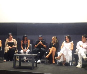 “Incontri ravvicinati” tra festival premi, musica e progetti al Cinevillage notte di cinema- Parco Marconi per il talk cine chiacchiere di Riccardo Ferrero