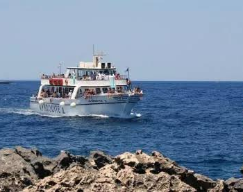 TRAGHETTO AFFONDATO A CIPRO NORD, ARRESTATI COMANDANTE ED EQUIPAGGIO: L’ACCUSA È DI POSSIBILE NEGLIGENZA
