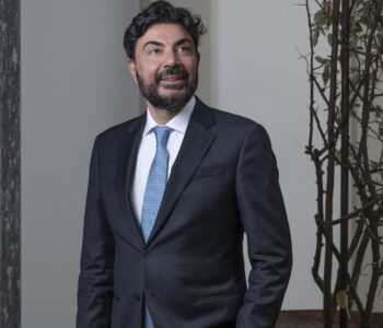 Armando Cecatiello: “Libere”, dalla testimonianza alla consapevolezza